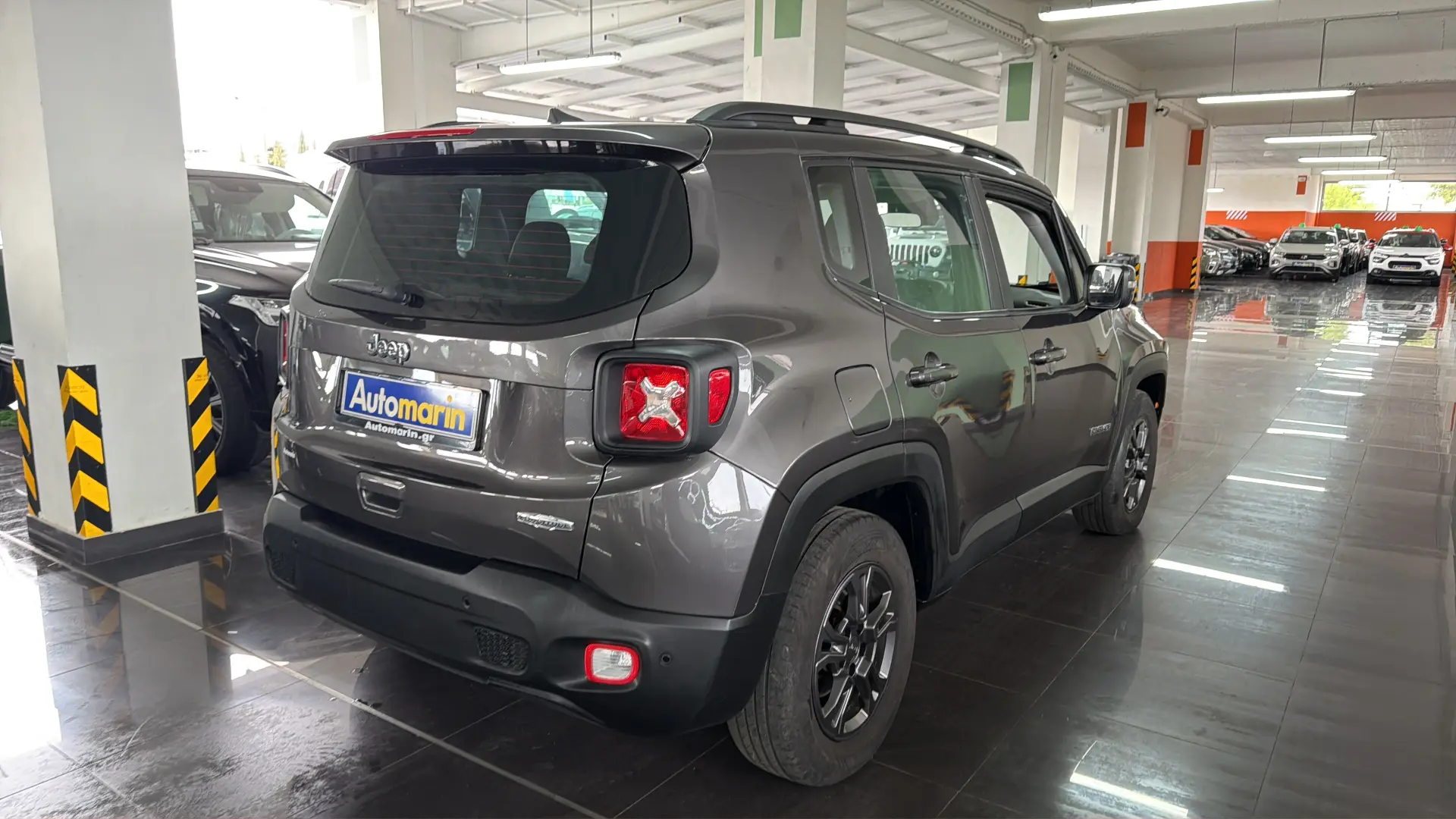View 4 - Jeep Renegade - 2021