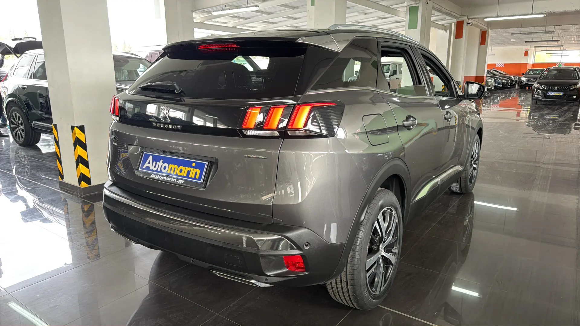 View 4 - Peugeot 3008 - 2019