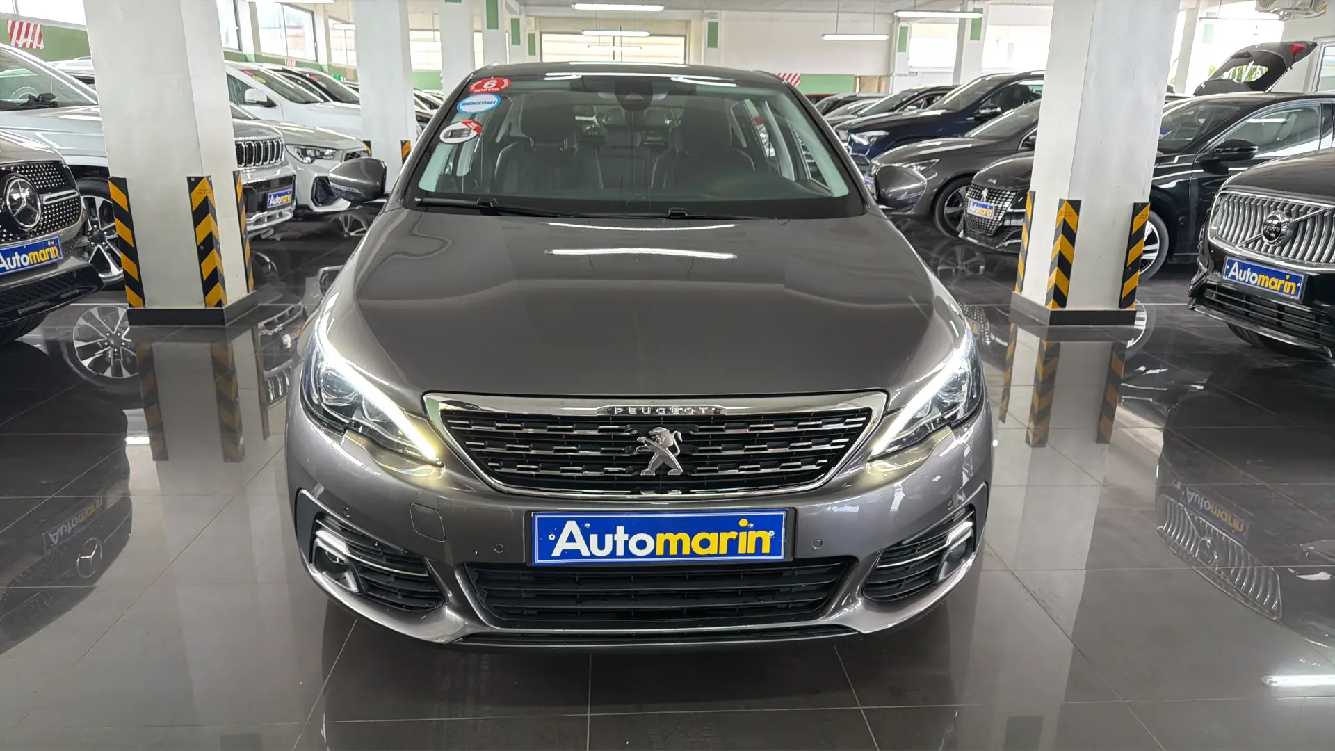 View 2 - Peugeot 308 - 2017