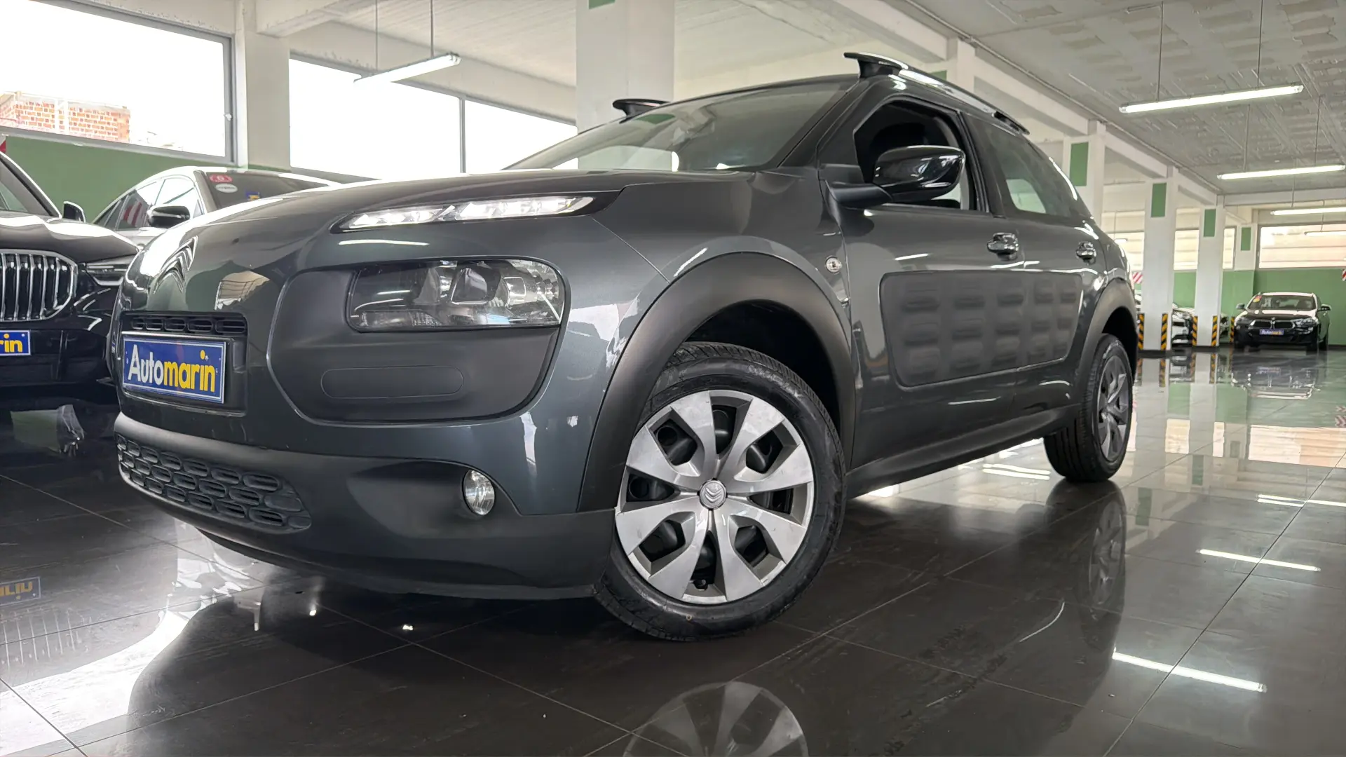 View 1 - Citroen C4 Cactus - 2017
