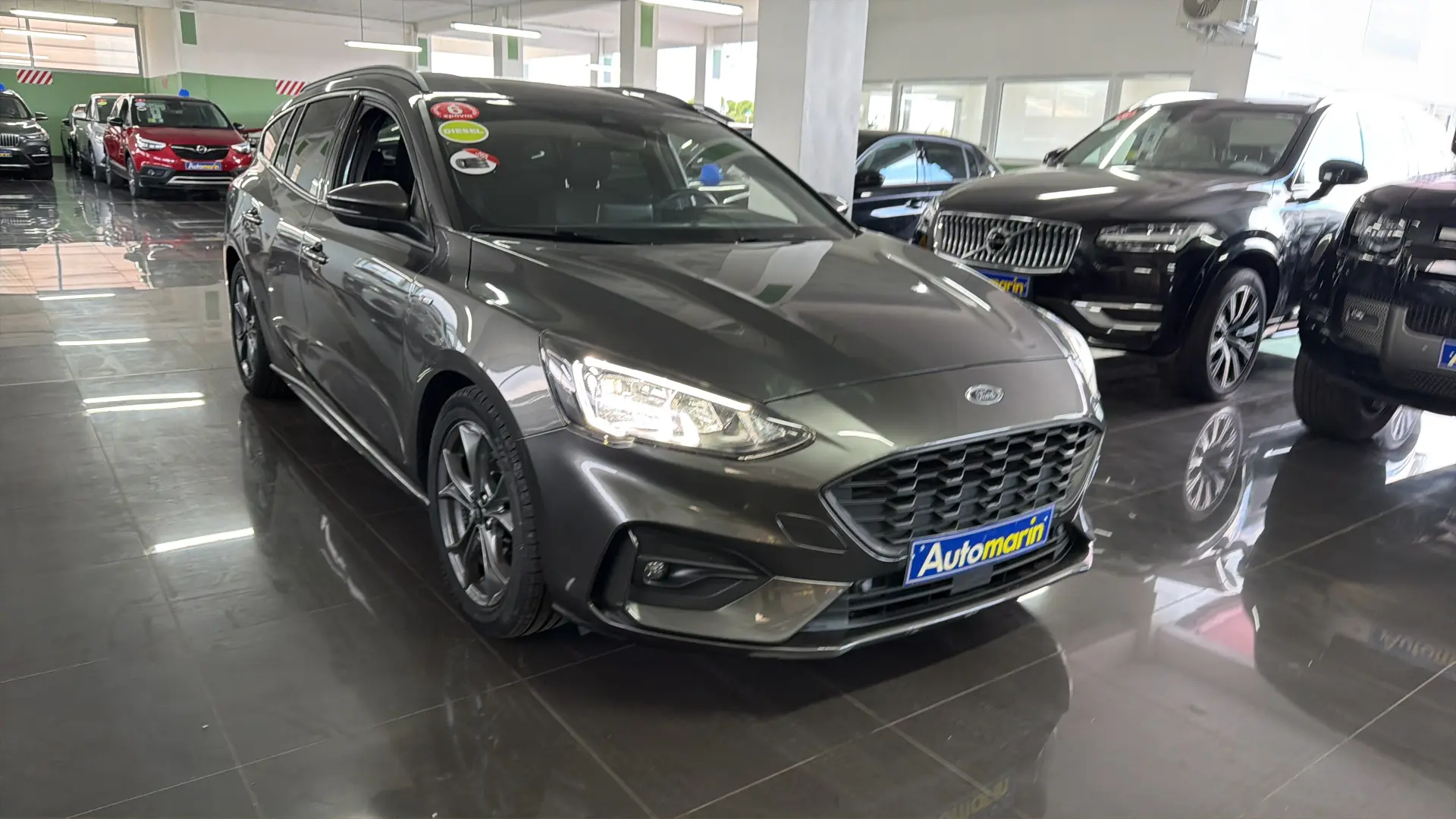 View 3 - Ford Focus - 2020