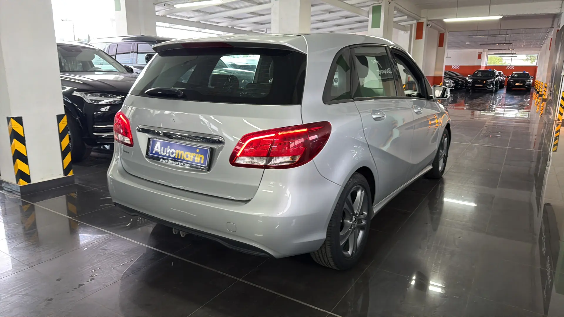View 4 - Mercedes-Benz B 160 - 2017