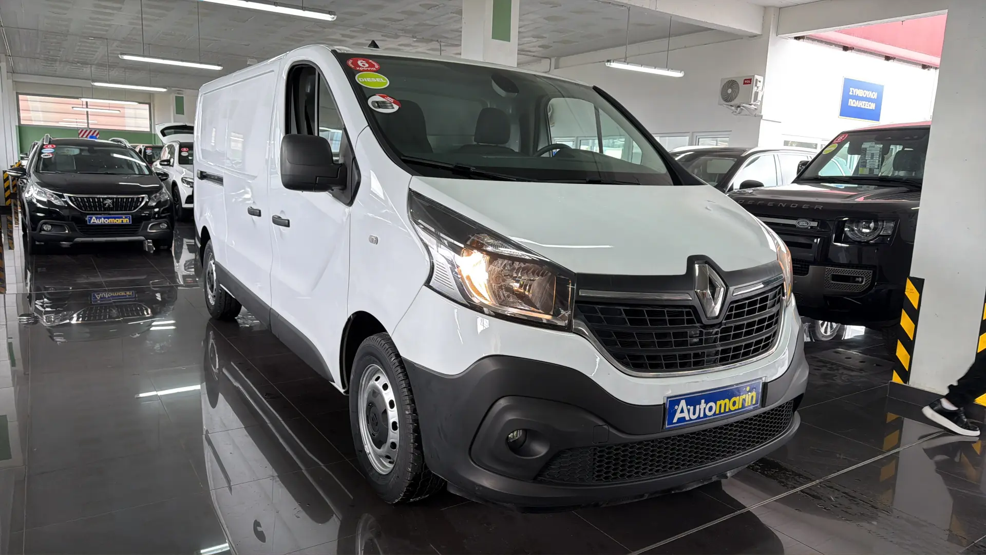View 3 - Renault Trafic - 2021