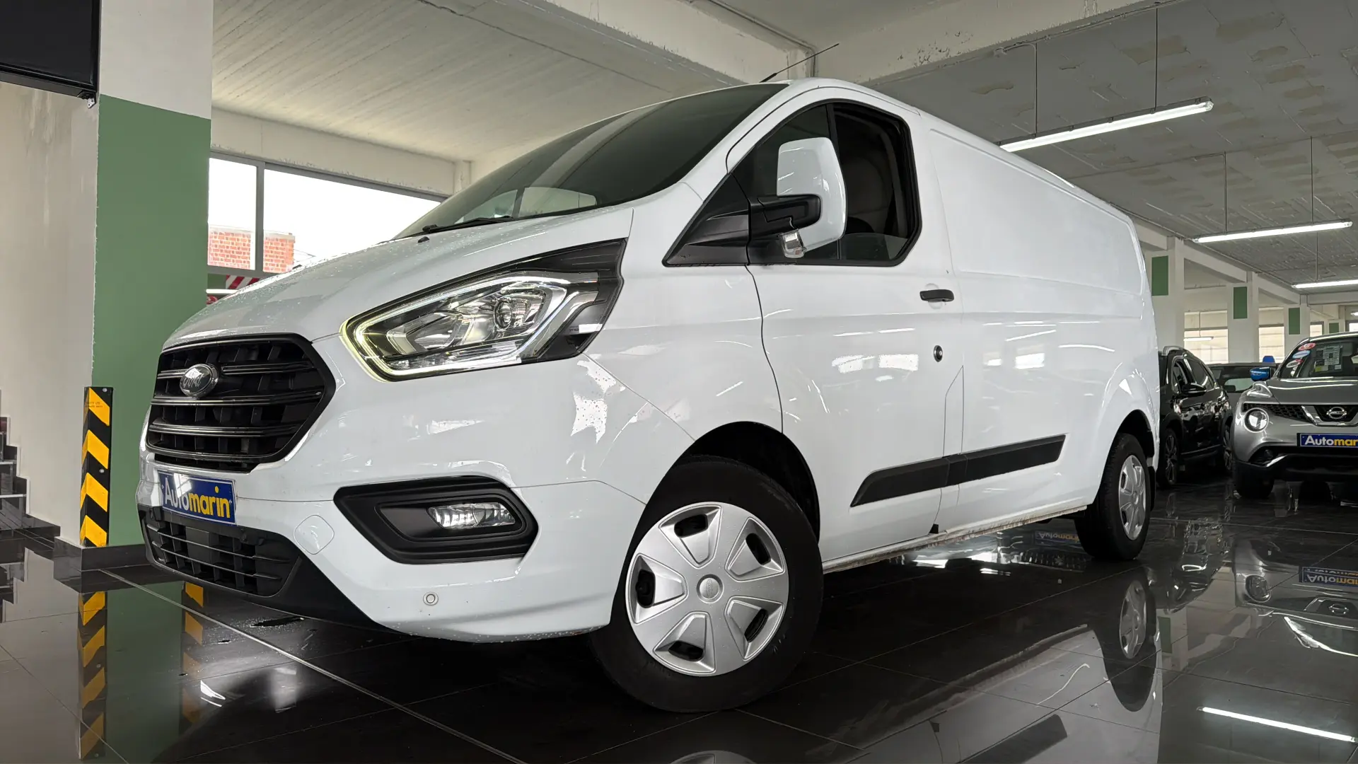 View 1 - Ford Transit - 2020