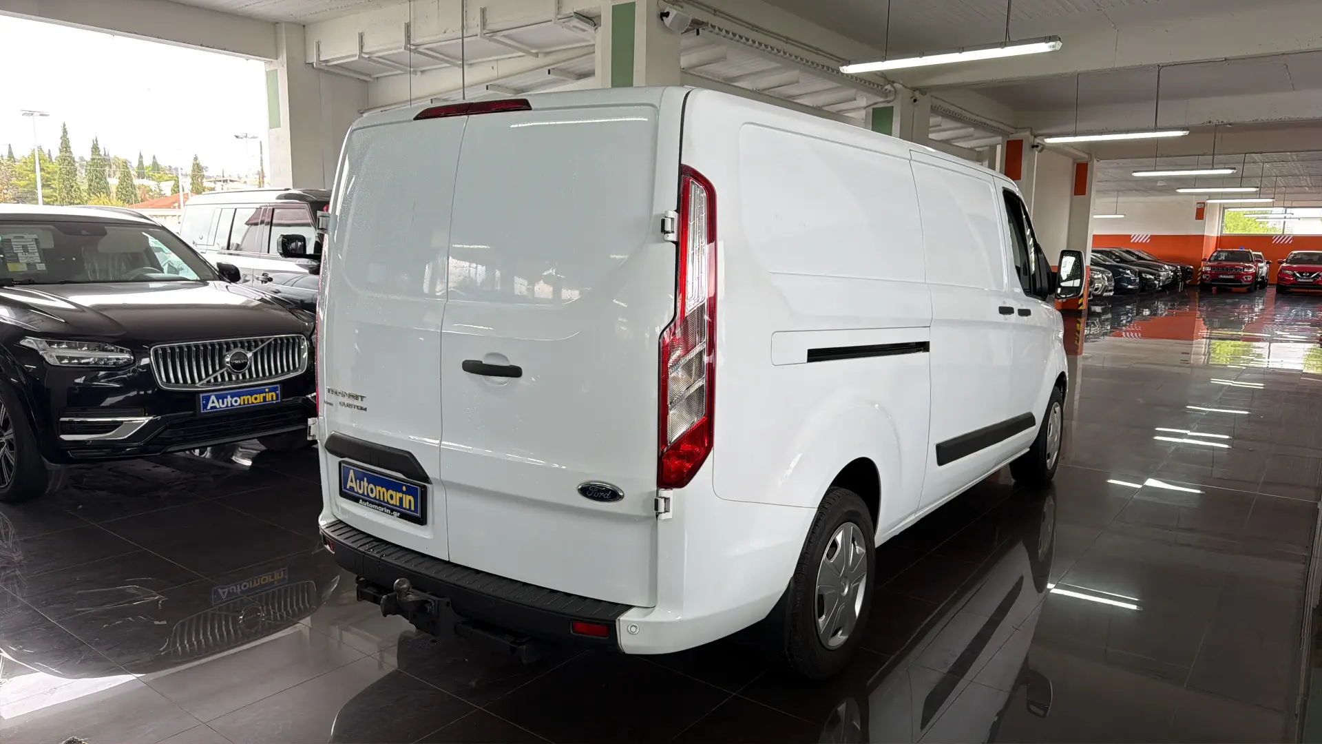 View 4 - Ford Transit - 2020