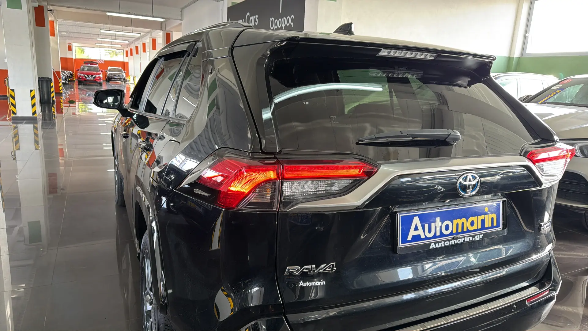 View 5 - Toyota RAV 4 - 2022