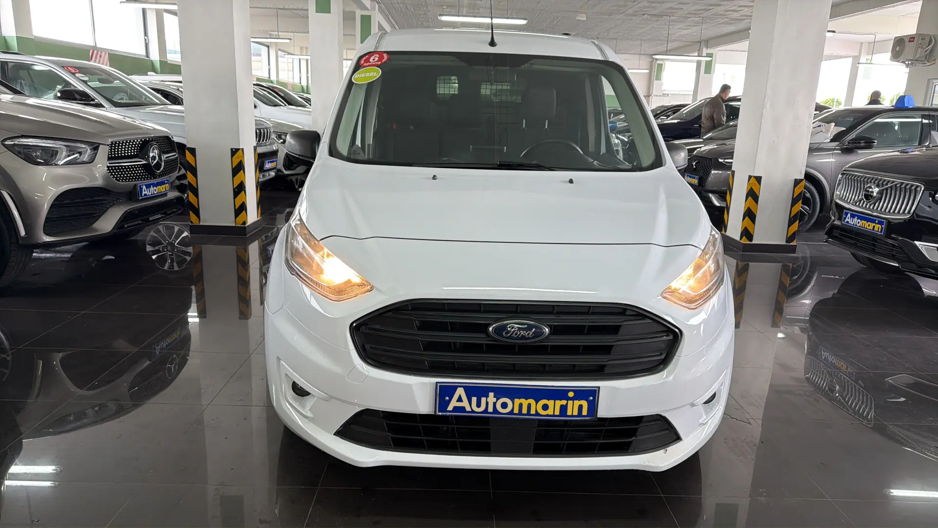 View 2 - Ford Transit - 2019