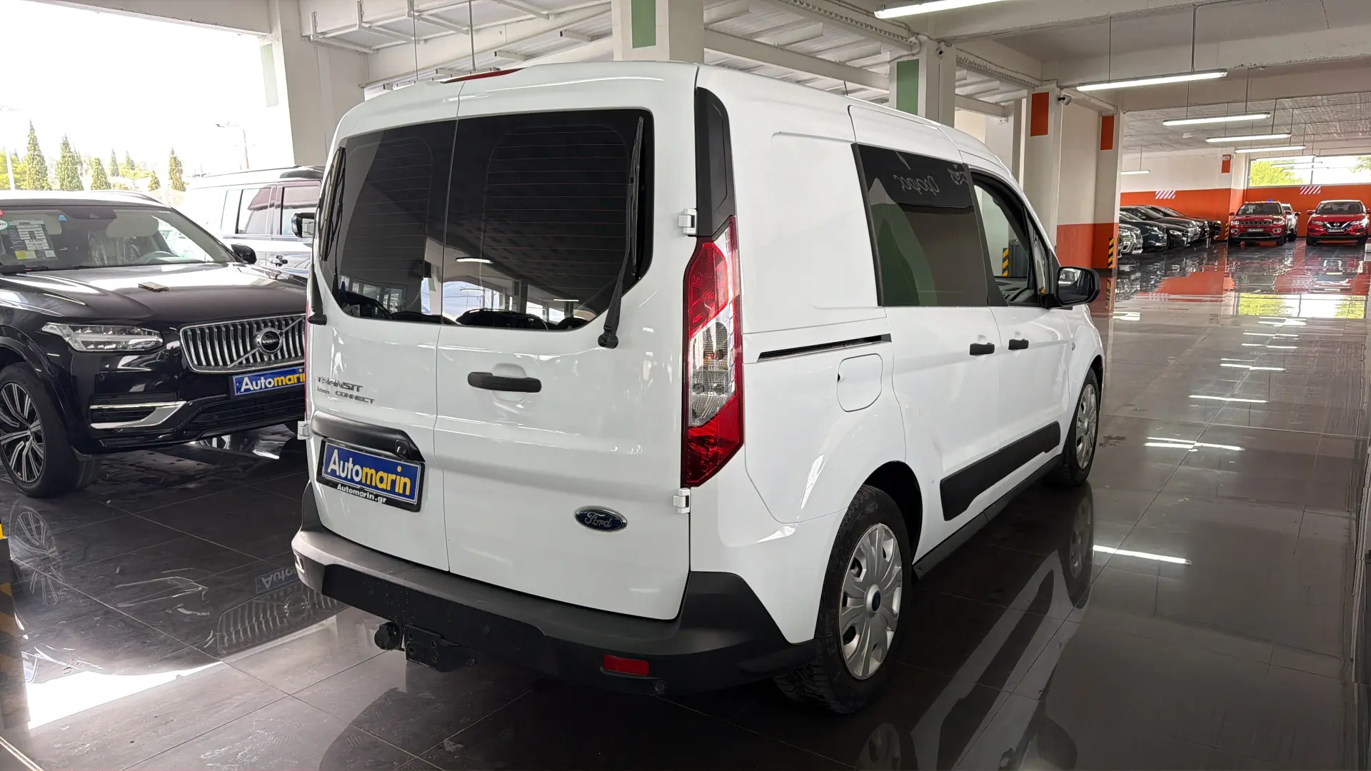 View 4 - Ford Transit - 2019