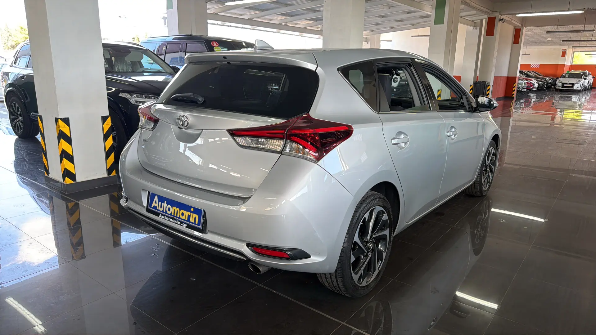 View 3 - Toyota Auris - 2017