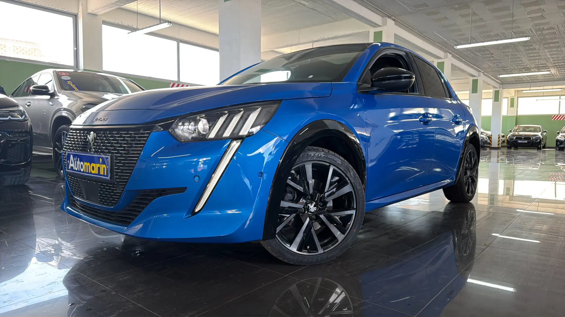 View 1 - Peugeot 208 - 2021
