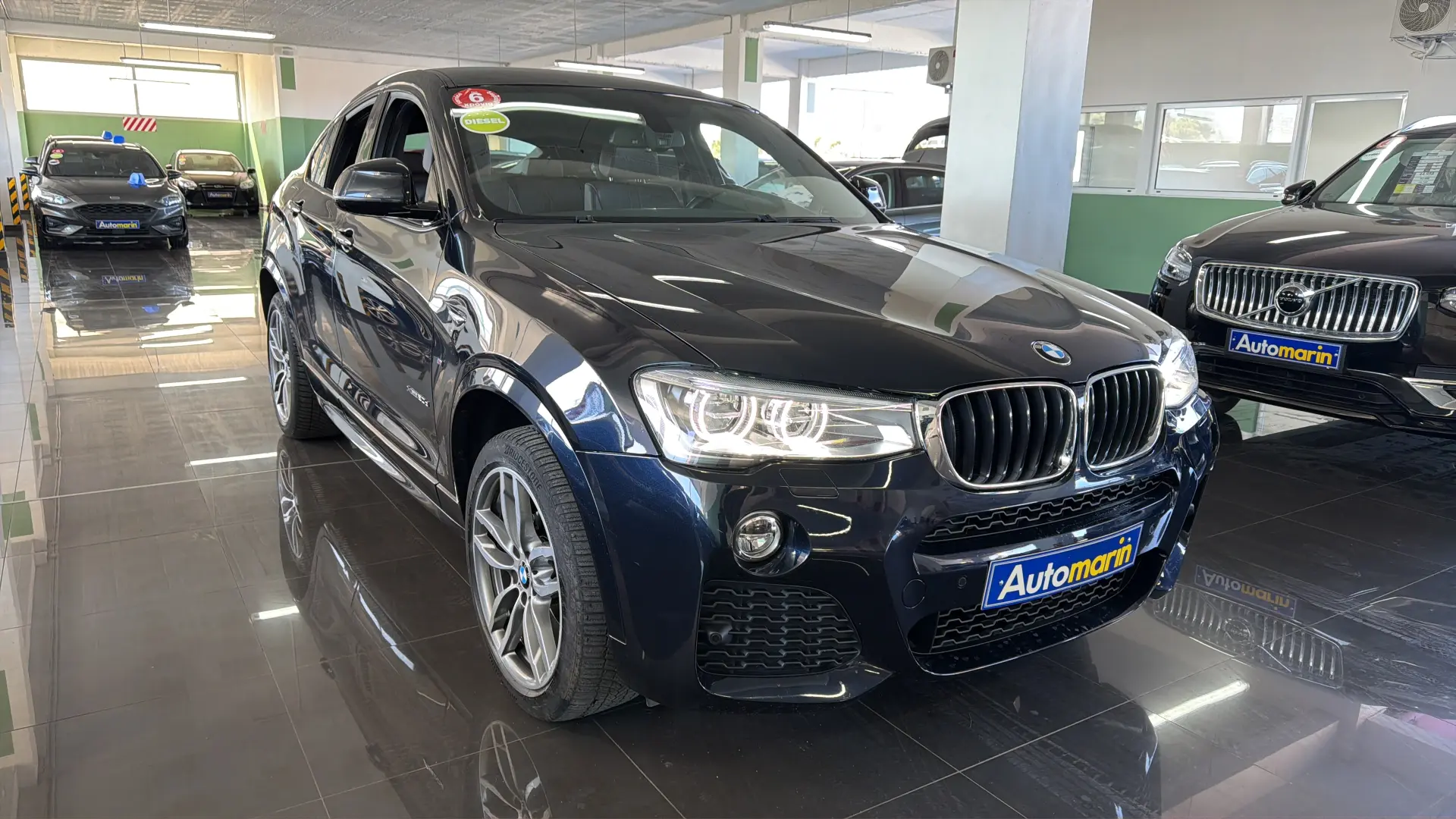 View 3 - BMW X4 - 2017