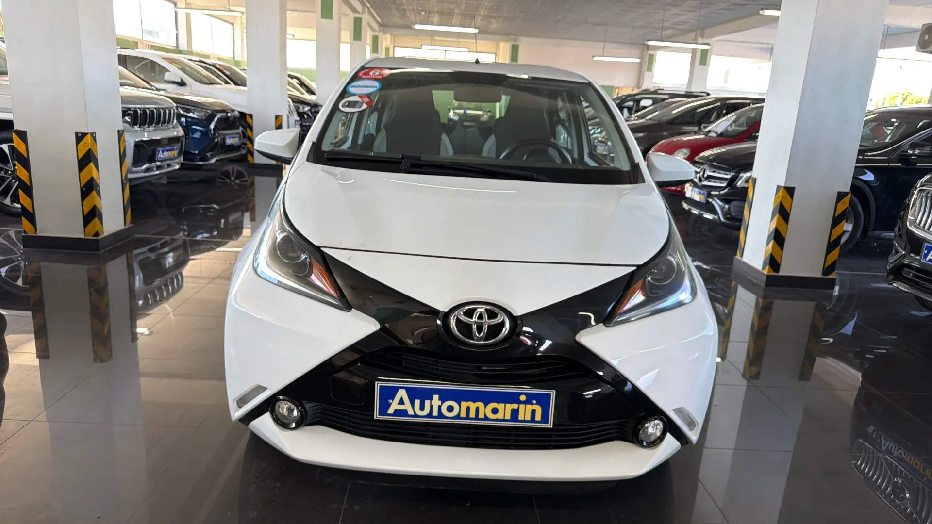 View 2 - Toyota Aygo - 2017