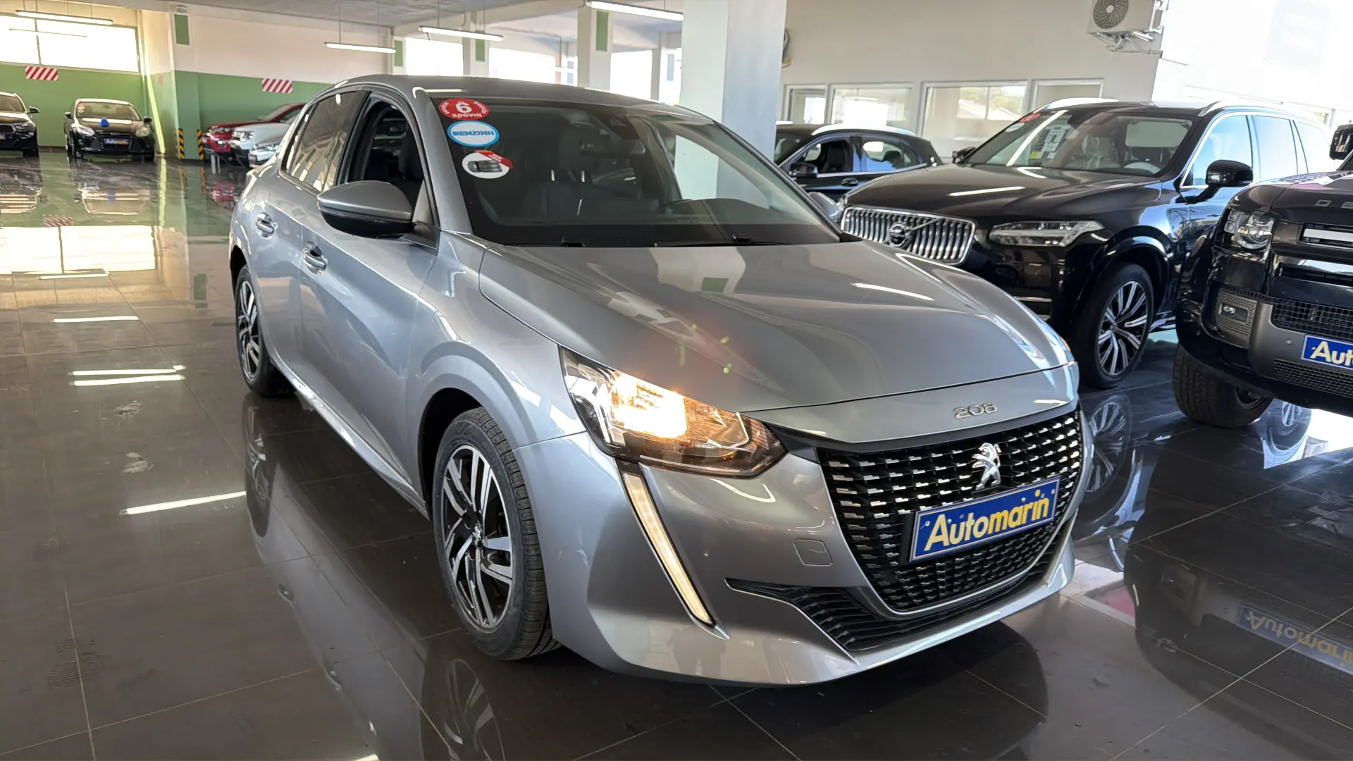 View 3 - Peugeot 208 - 2019