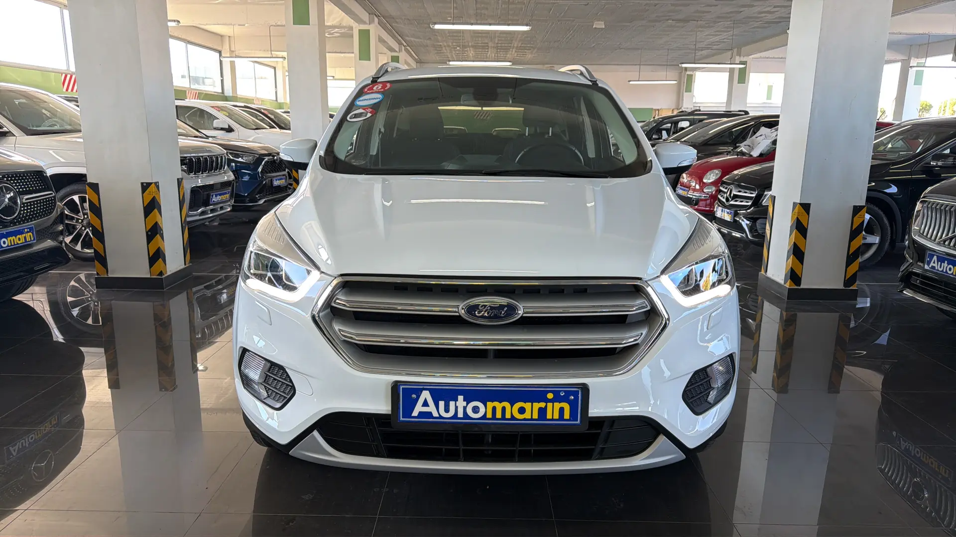 View 2 - Ford Kuga - 2018