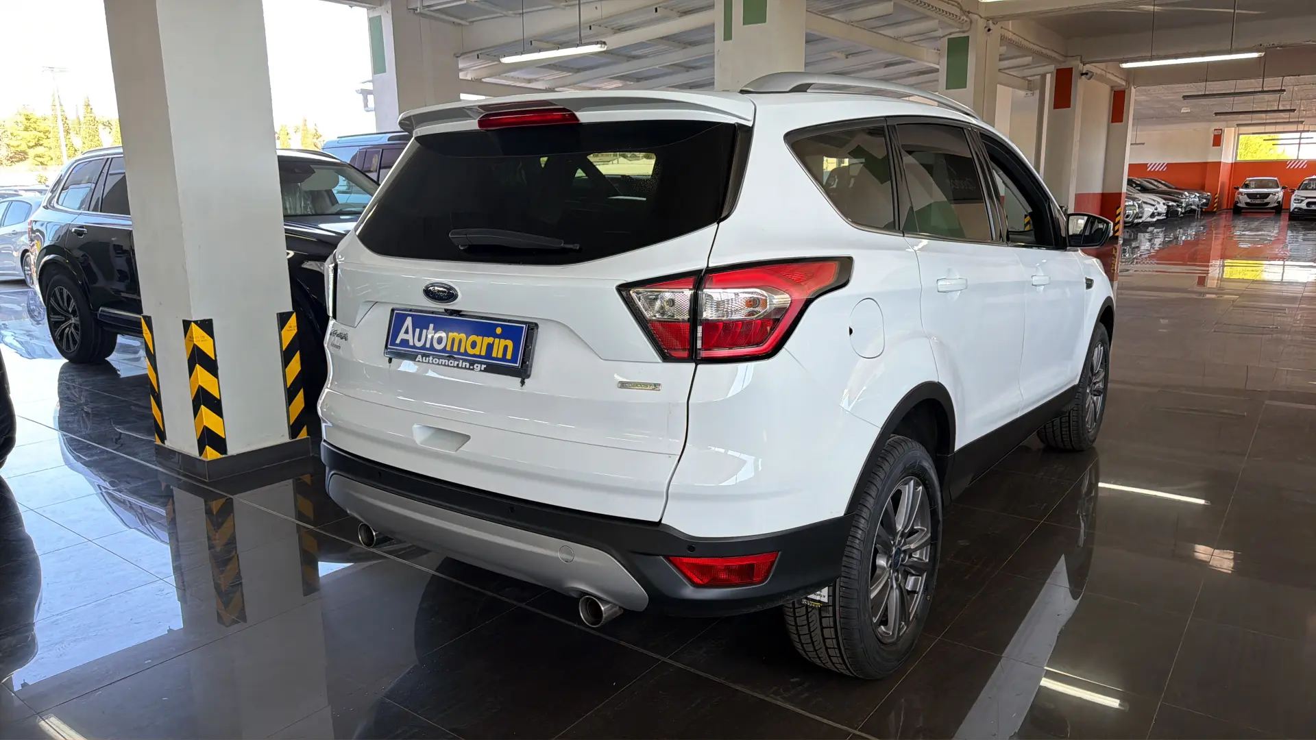 View 4 - Ford Kuga - 2018