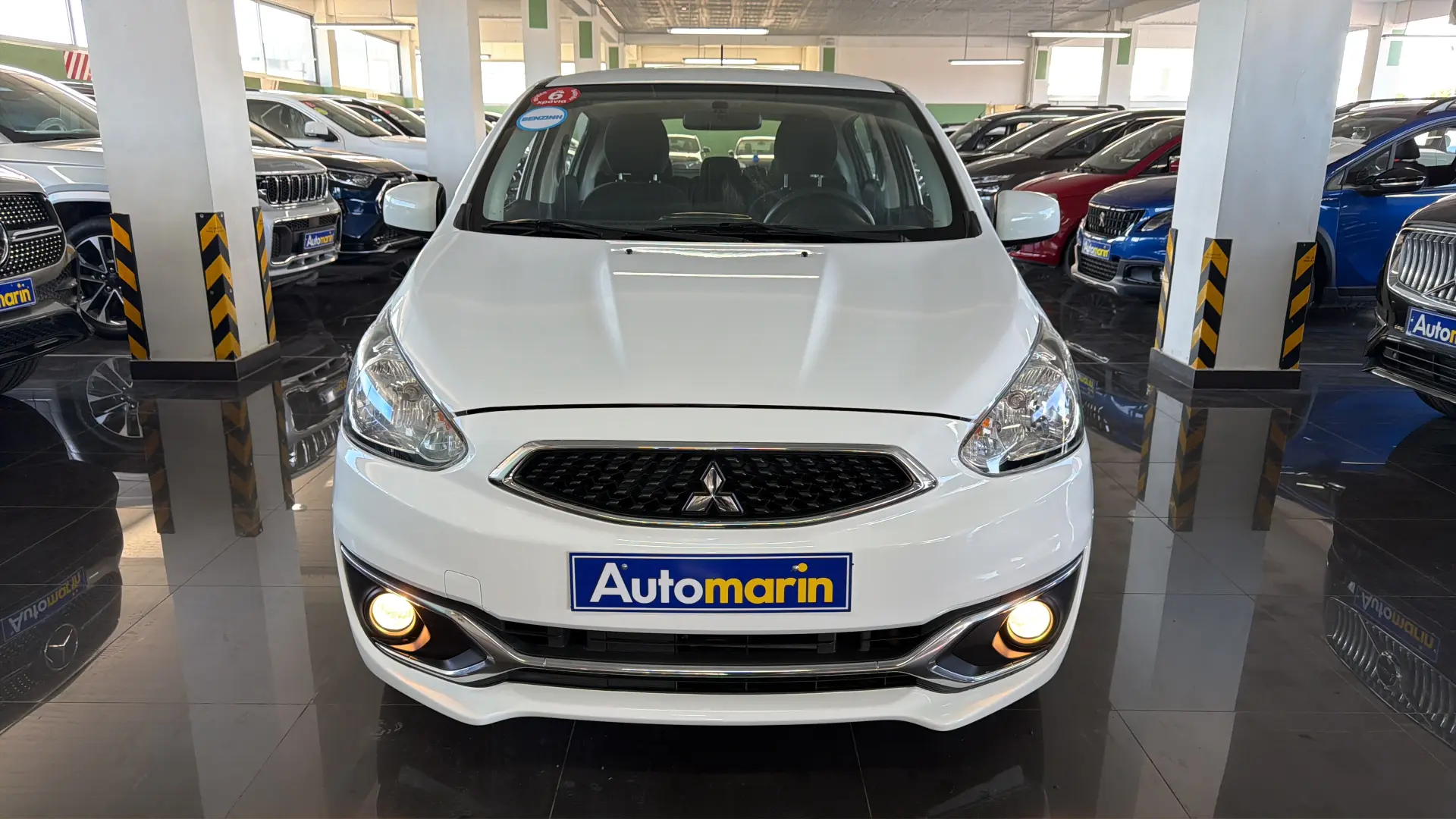 View 2 - Mitsubishi Space Star - 2020