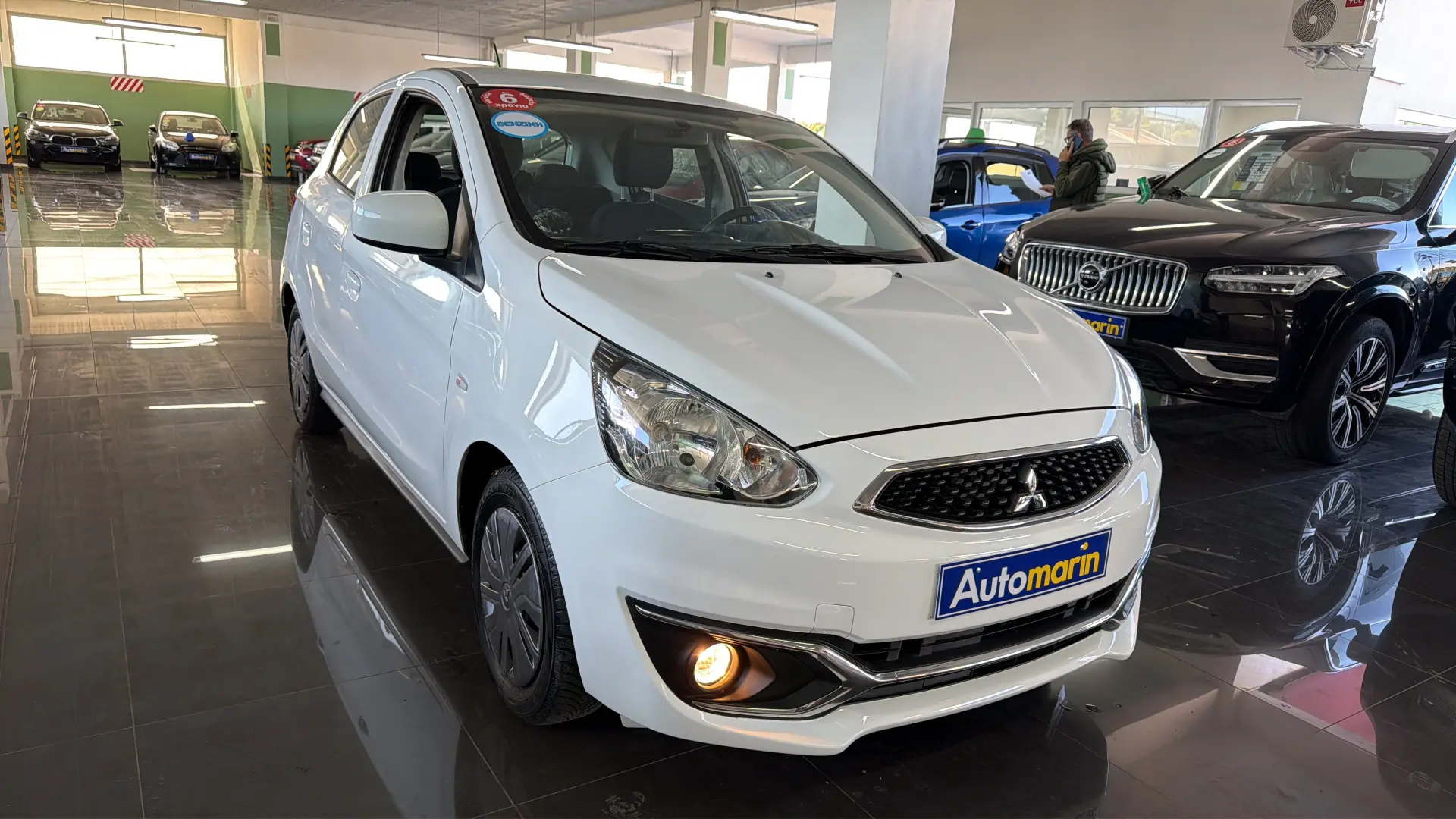 View 3 - Mitsubishi Space Star - 2020