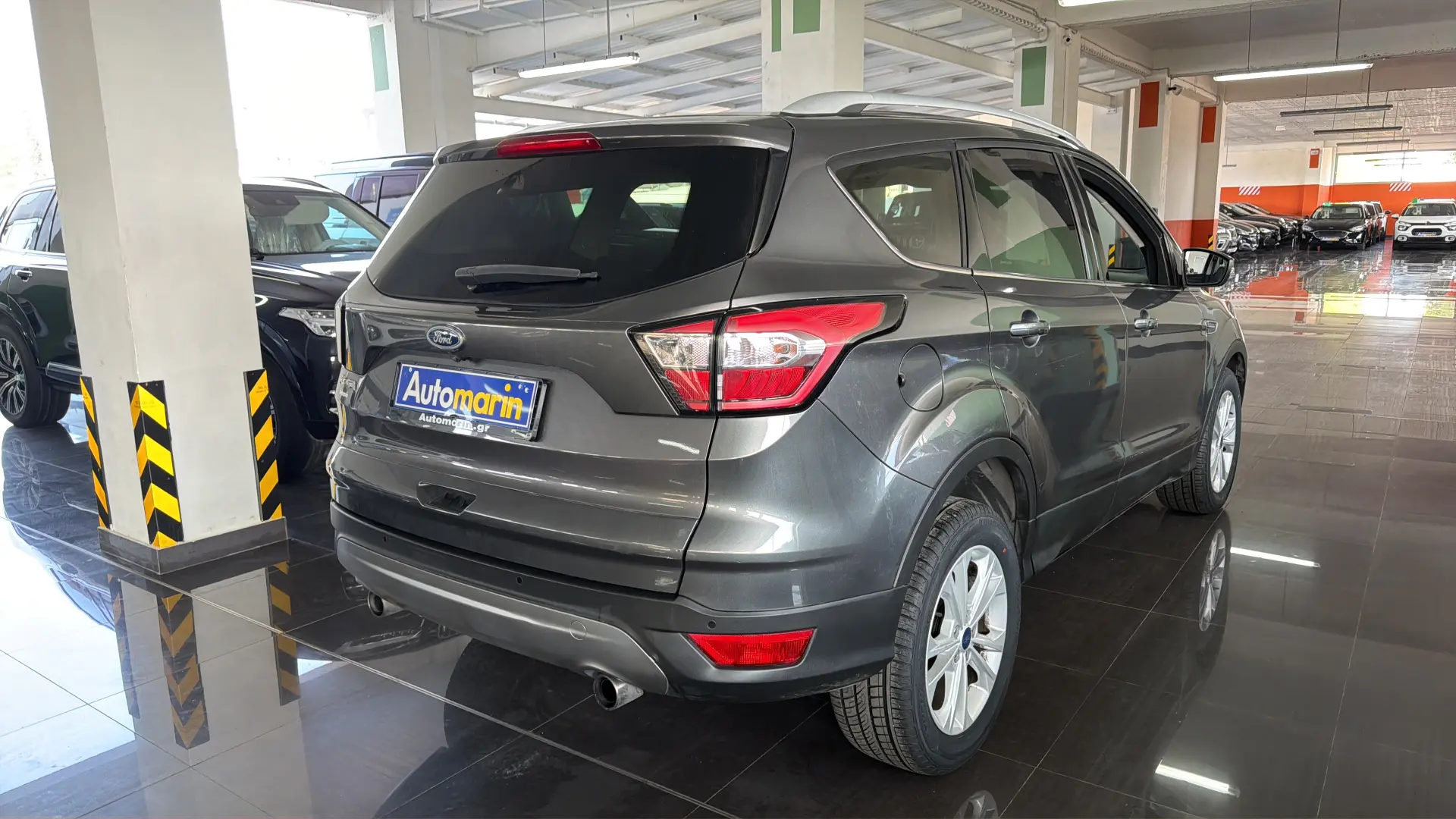 View 4 - Ford Kuga - 2018