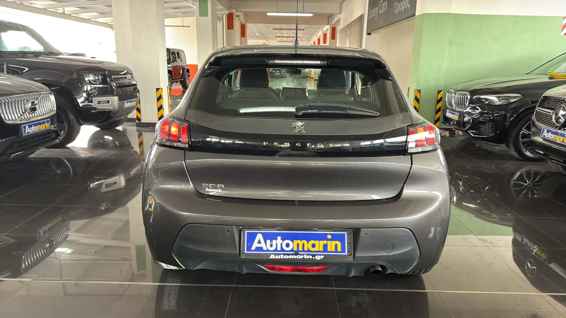View 5 - Peugeot 208 - 2023