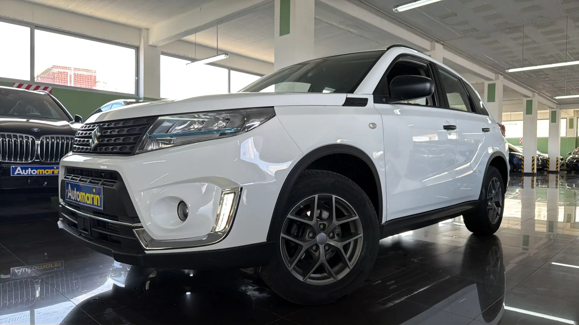 View 1 - Suzuki Vitara - 2023