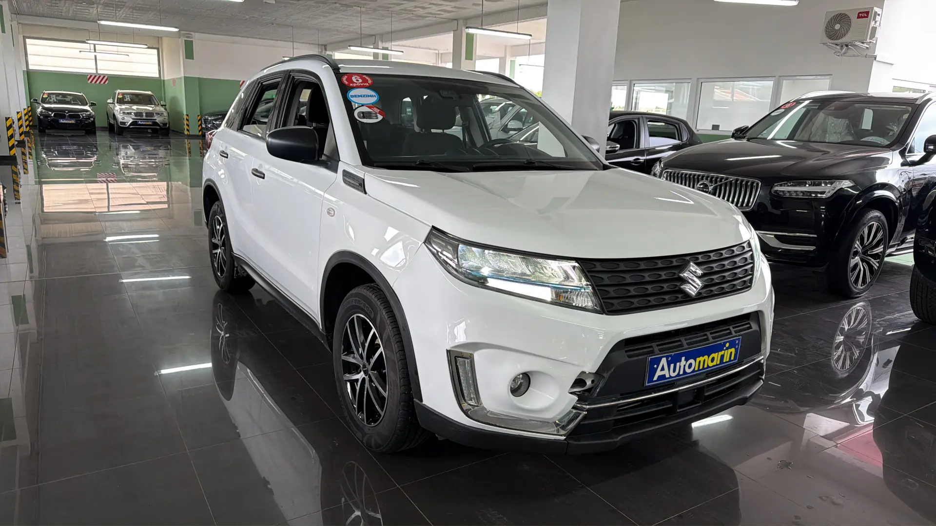View 3 - Suzuki Vitara - 2024
