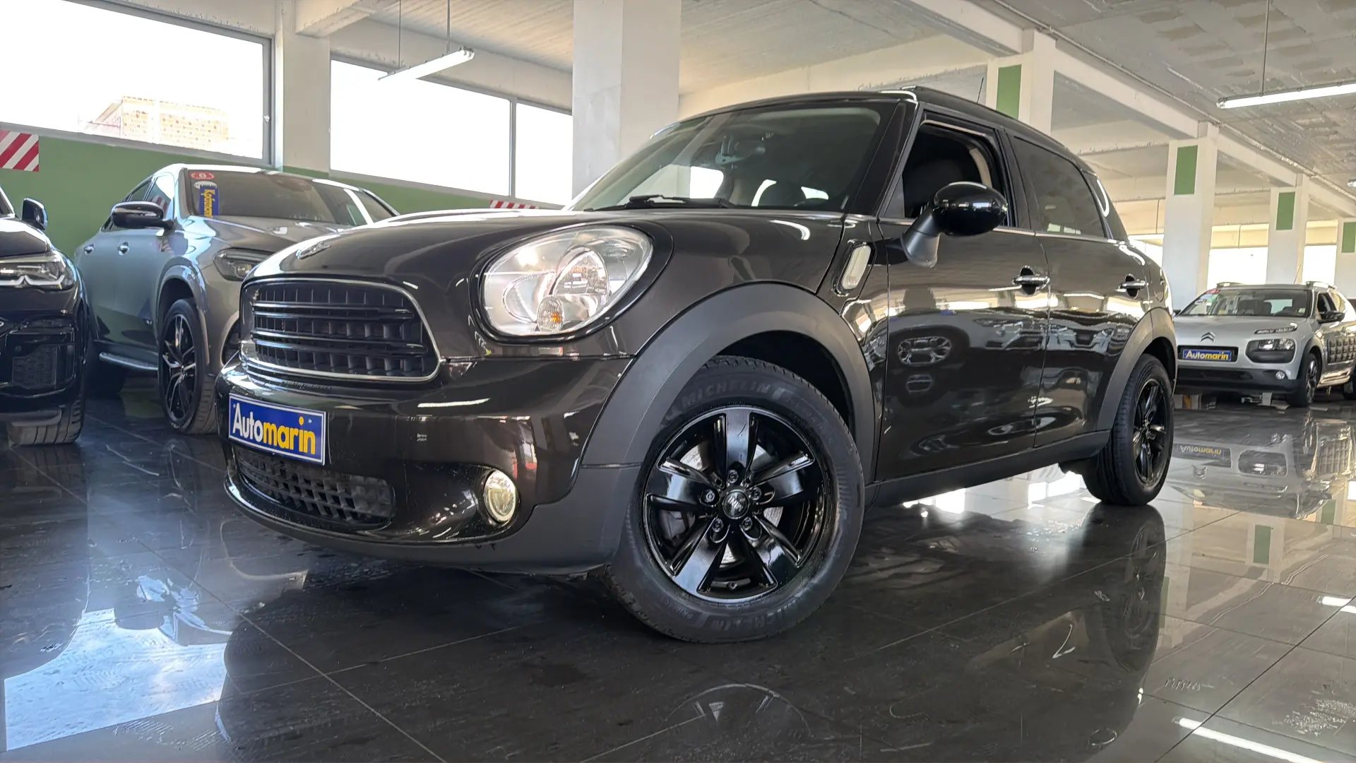 View 1 - Mini Countryman - 2016