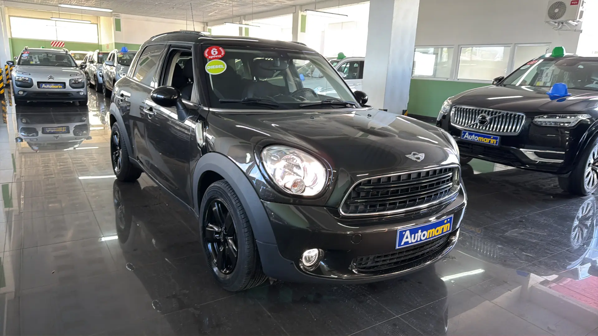 View 3 - Mini Countryman - 2016
