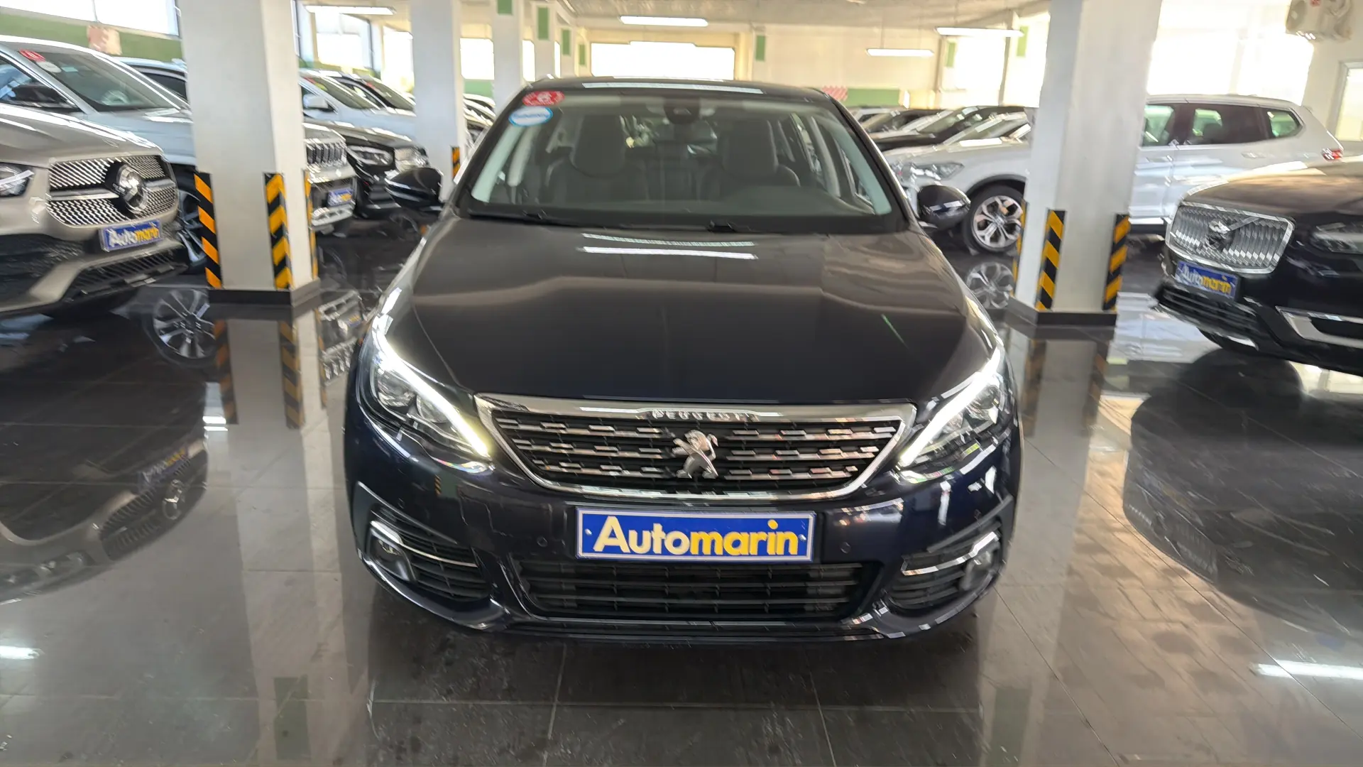 View 2 - Peugeot 308 - 2017