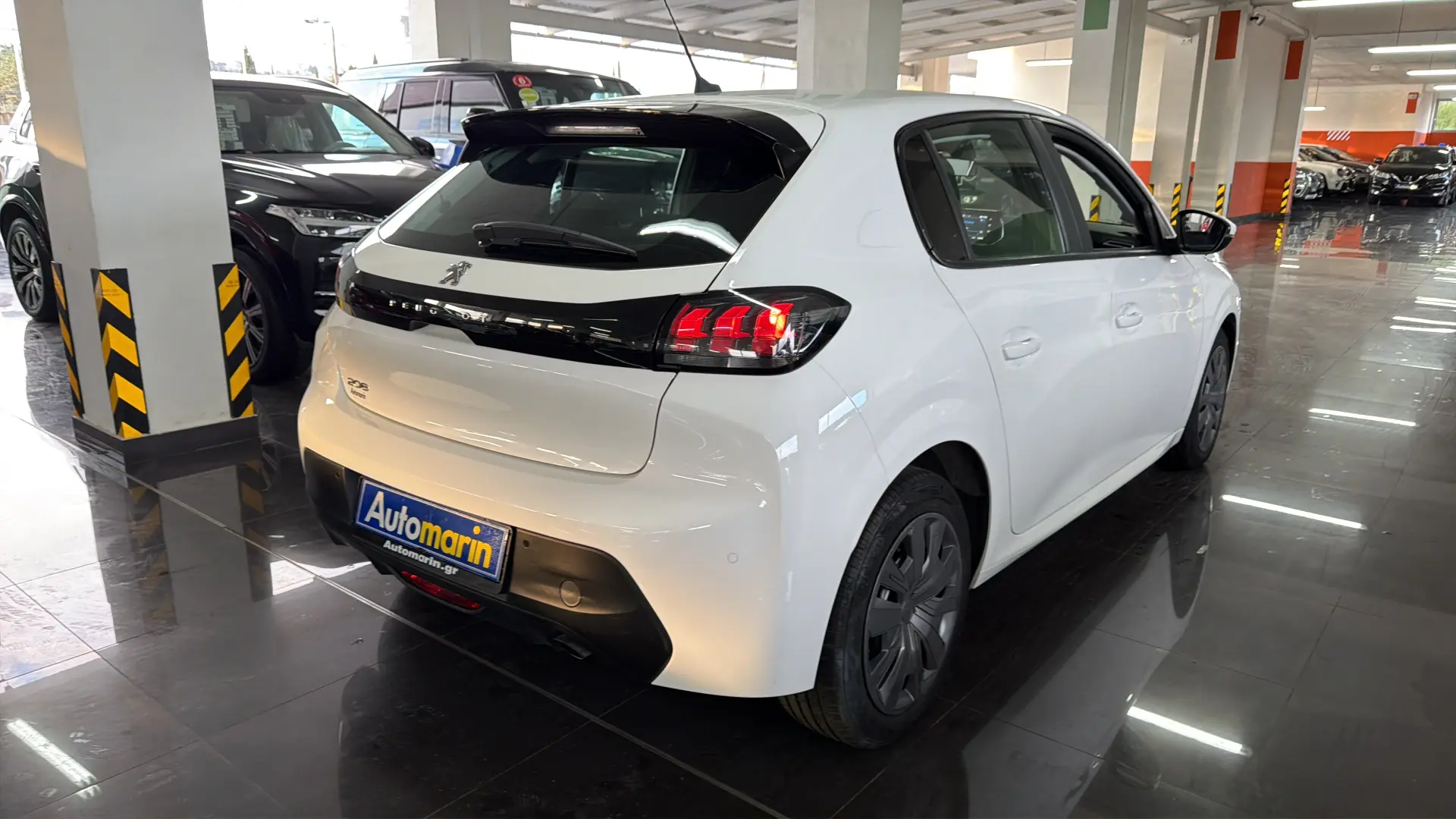View 4 - Peugeot 208 - 2020