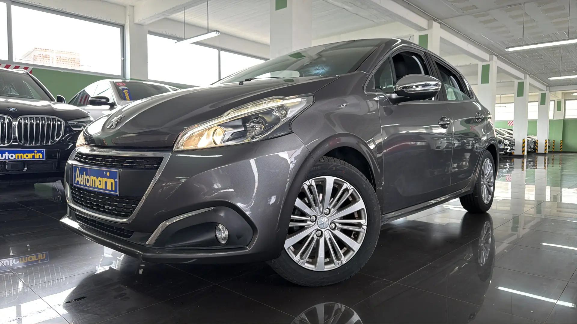 View 1 - Peugeot 208 - 2017