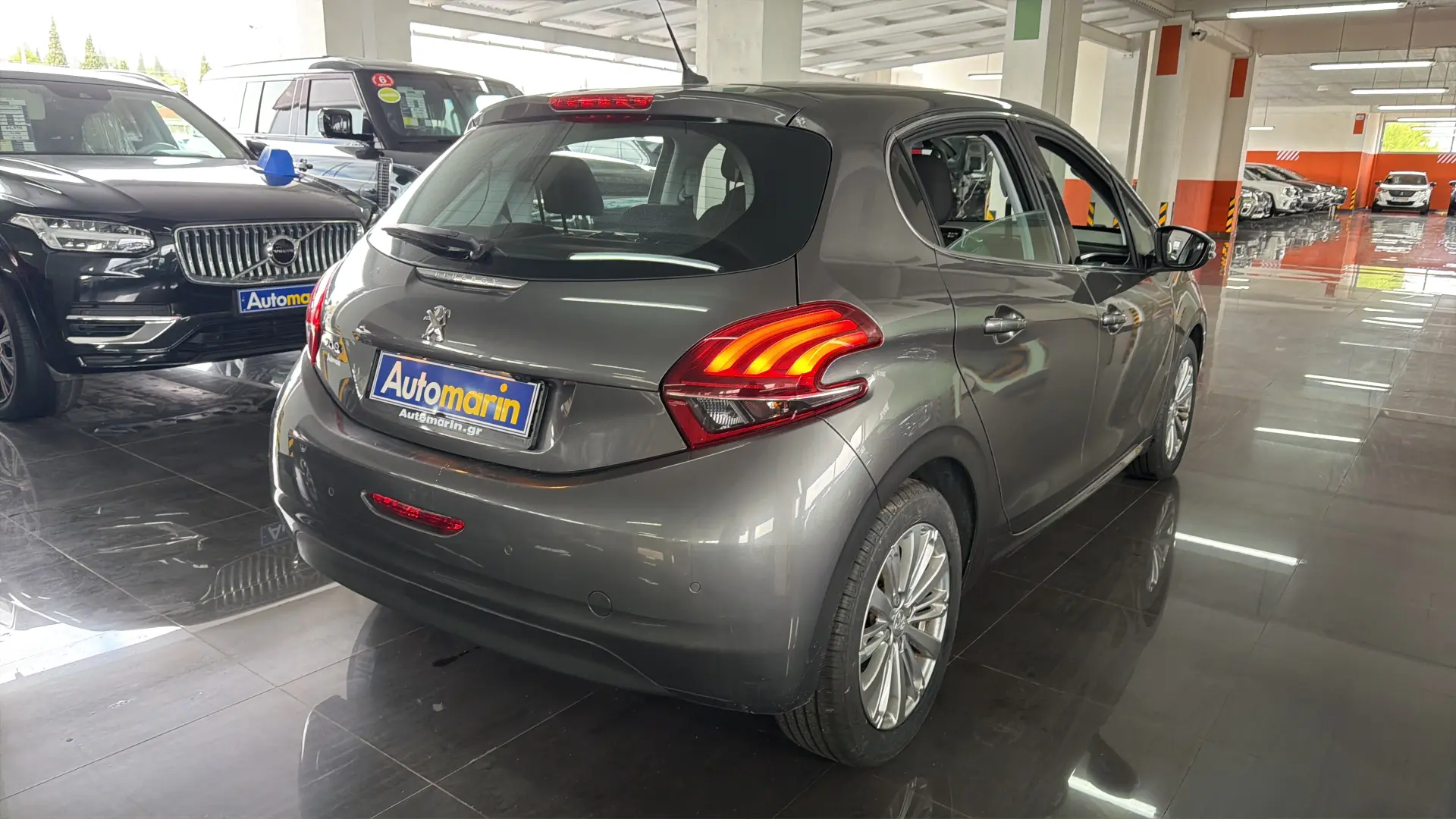 View 4 - Peugeot 208 - 2017