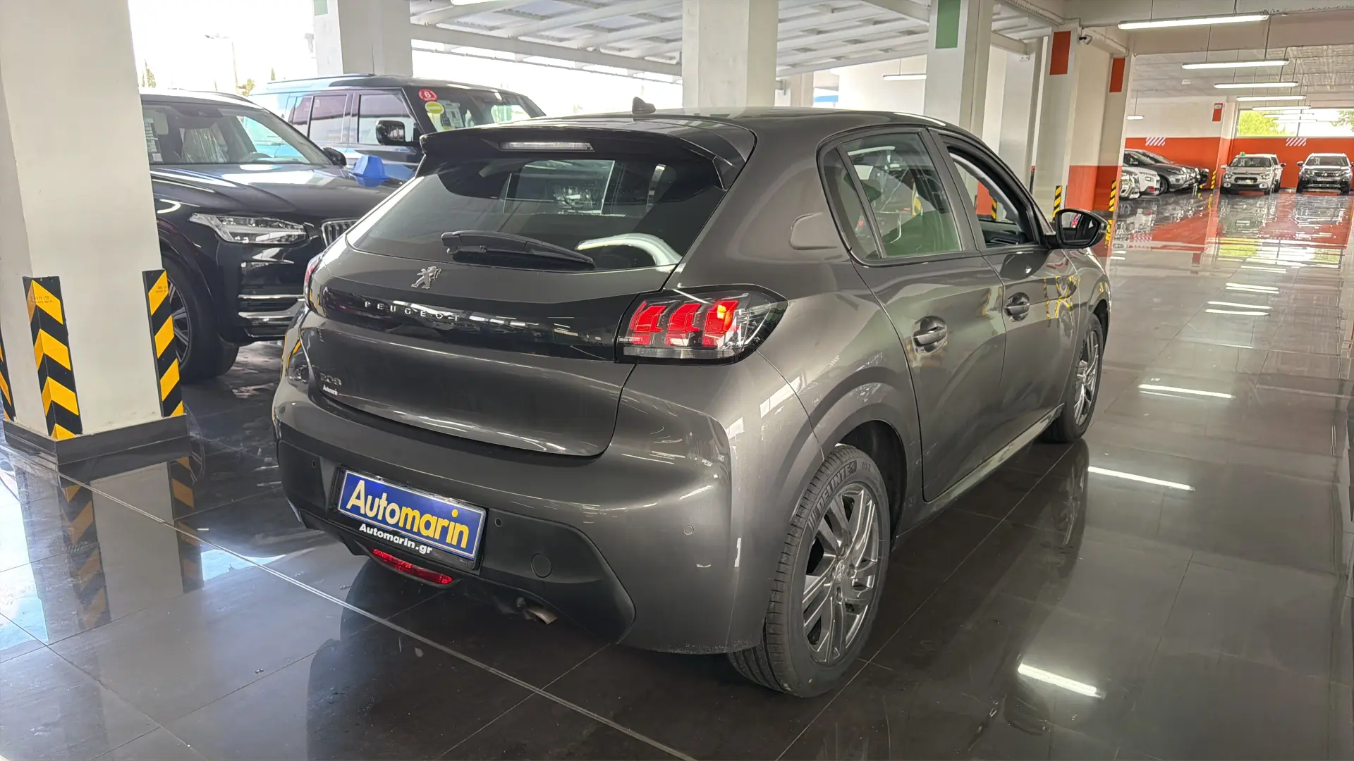 View 4 - Peugeot 208 - 2022