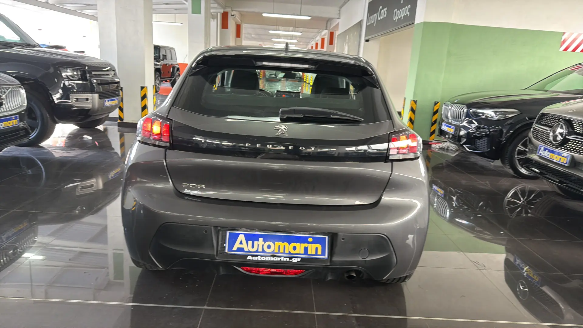 View 5 - Peugeot 208 - 2022