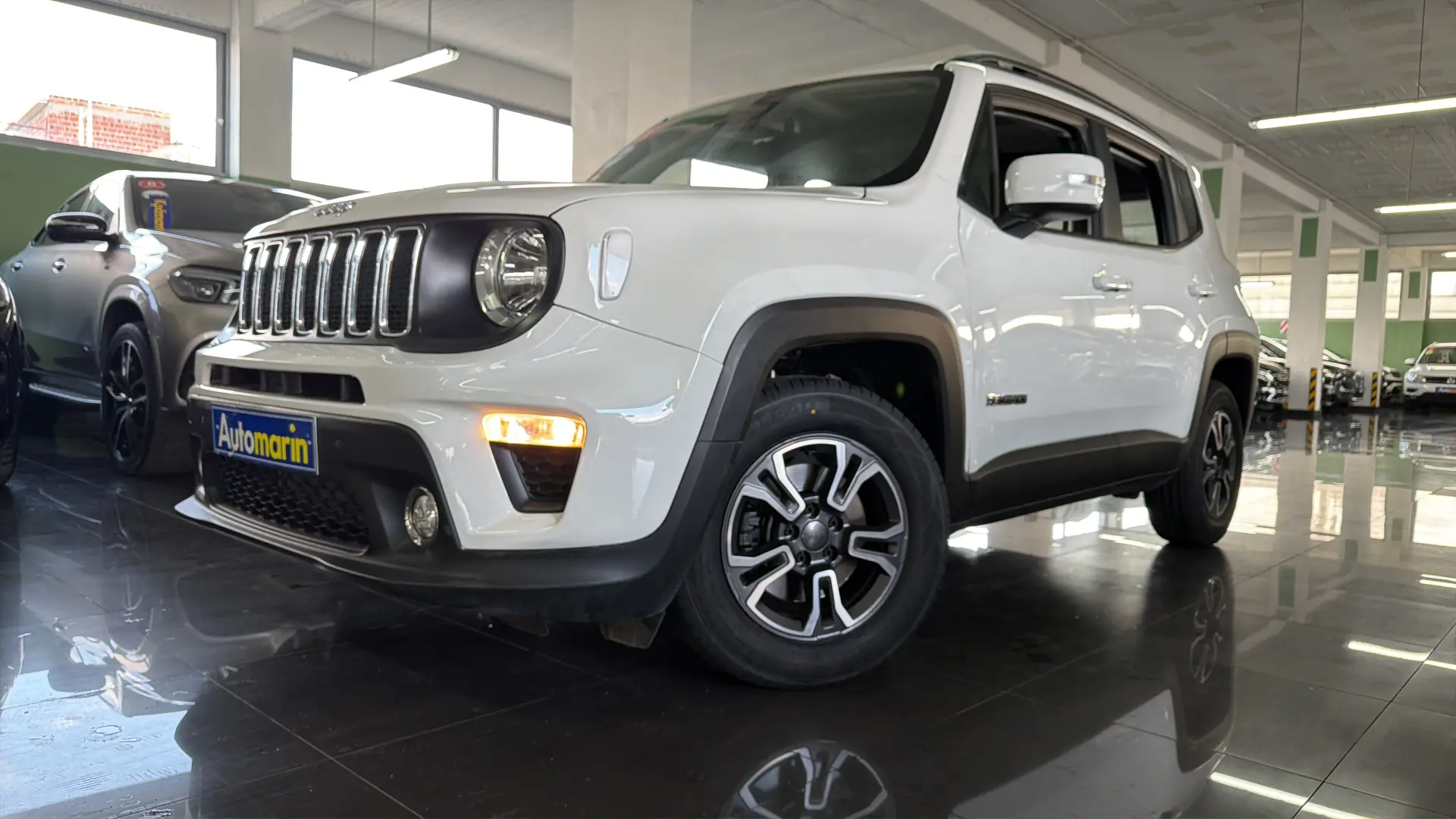View 1 - Jeep Renegade - 2019