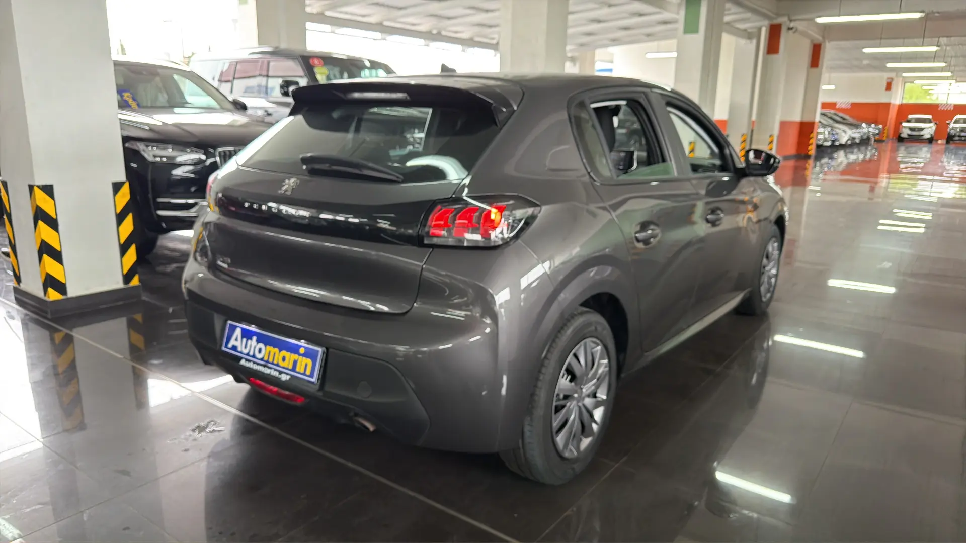 View 4 - Peugeot 208 - 2022