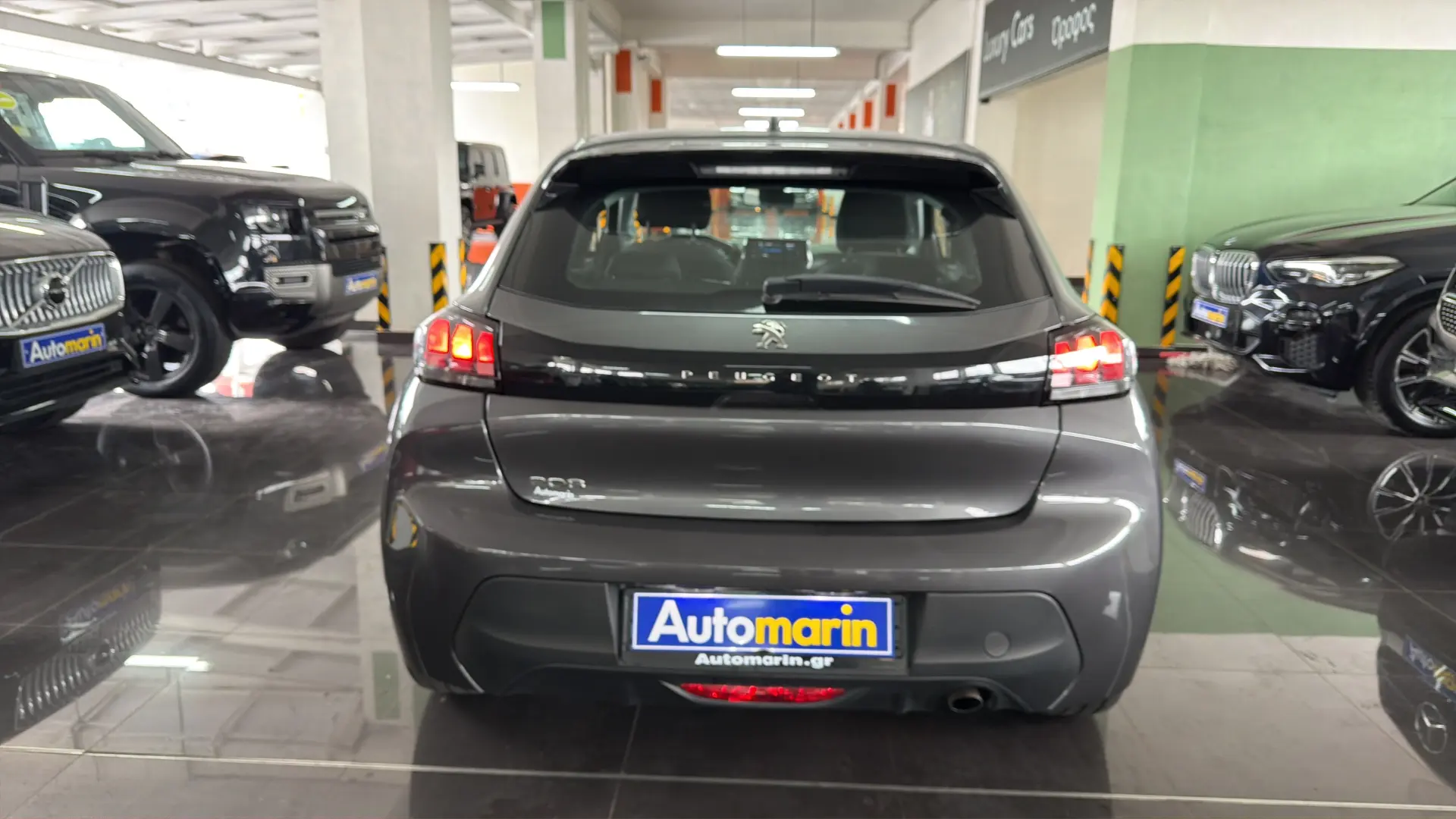 View 5 - Peugeot 208 - 2022
